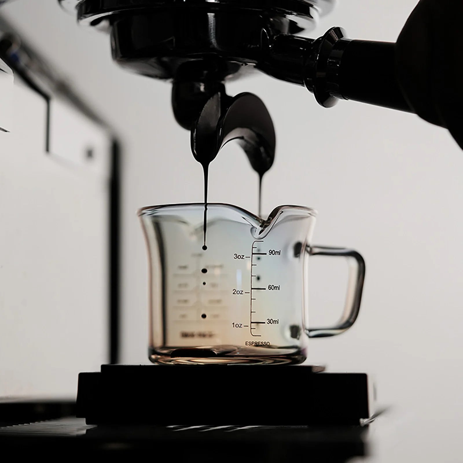 MHW-3BOMBER GLASS MEASURING CUP TRANSPARENT 120ML