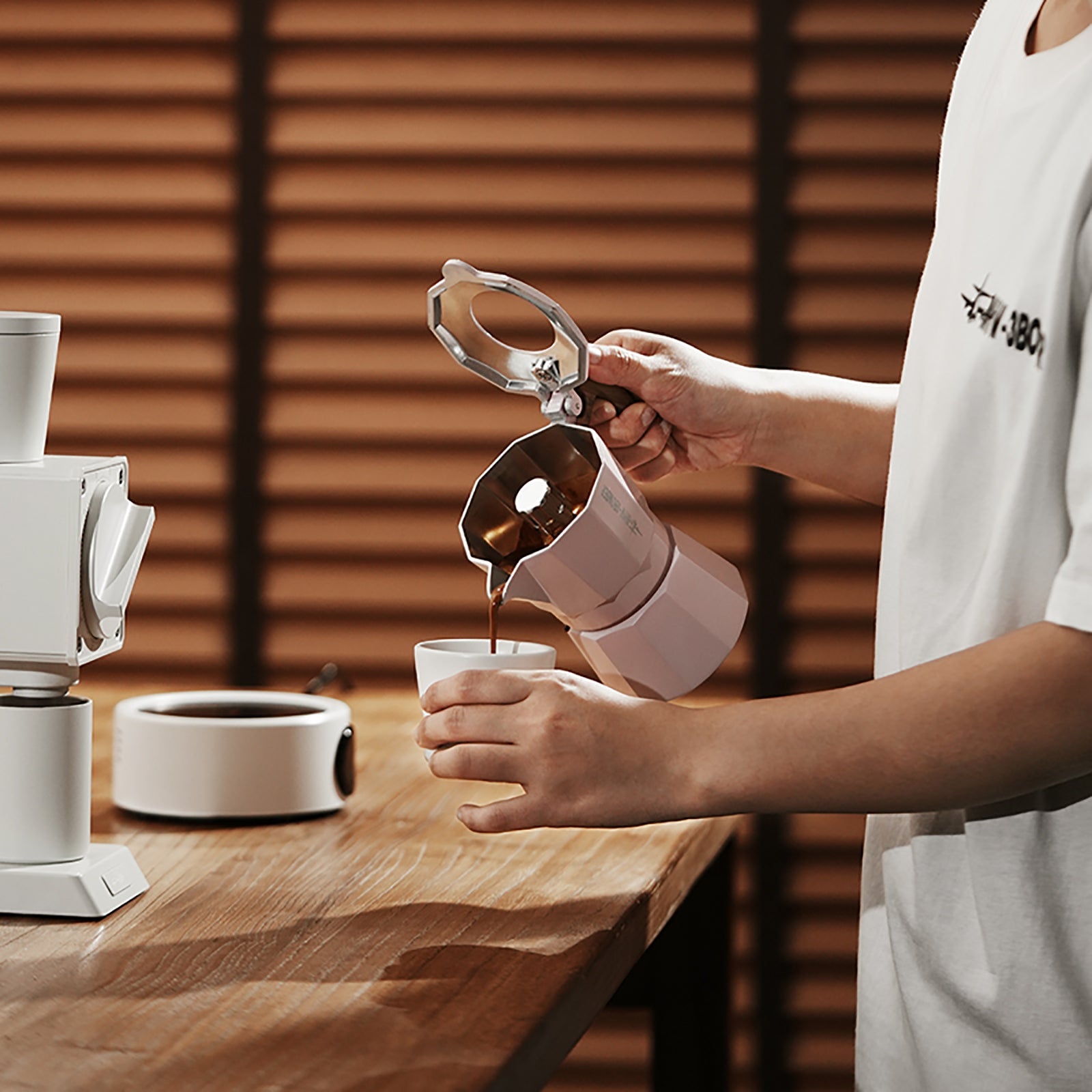 MHW-3BOMBER Double Valve Moka Pot – 100 ml