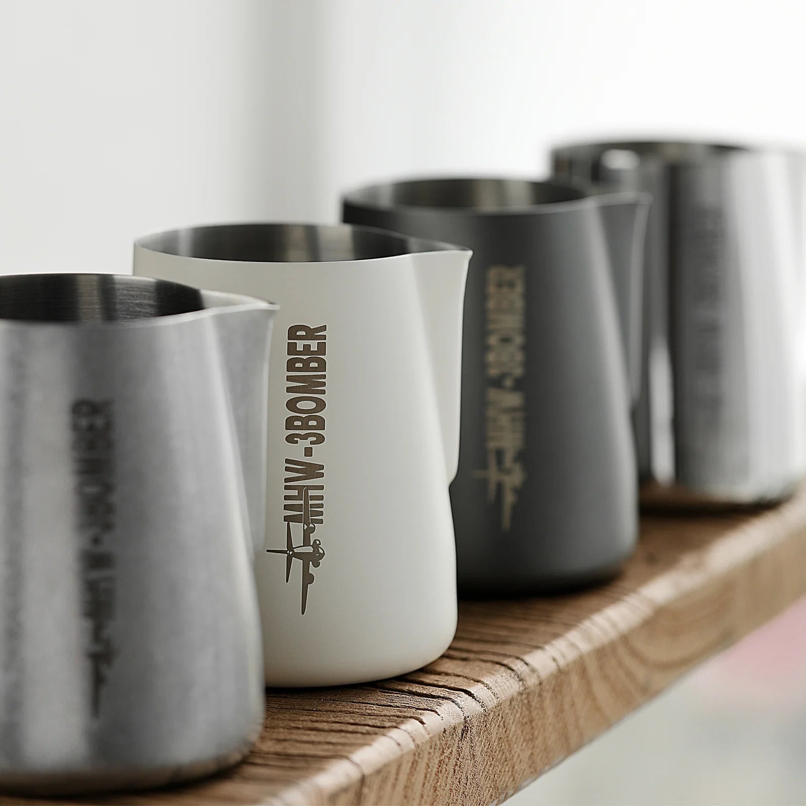 MHW-3BOMBER MILK FROTHING PITCHER 3.0 WEISS