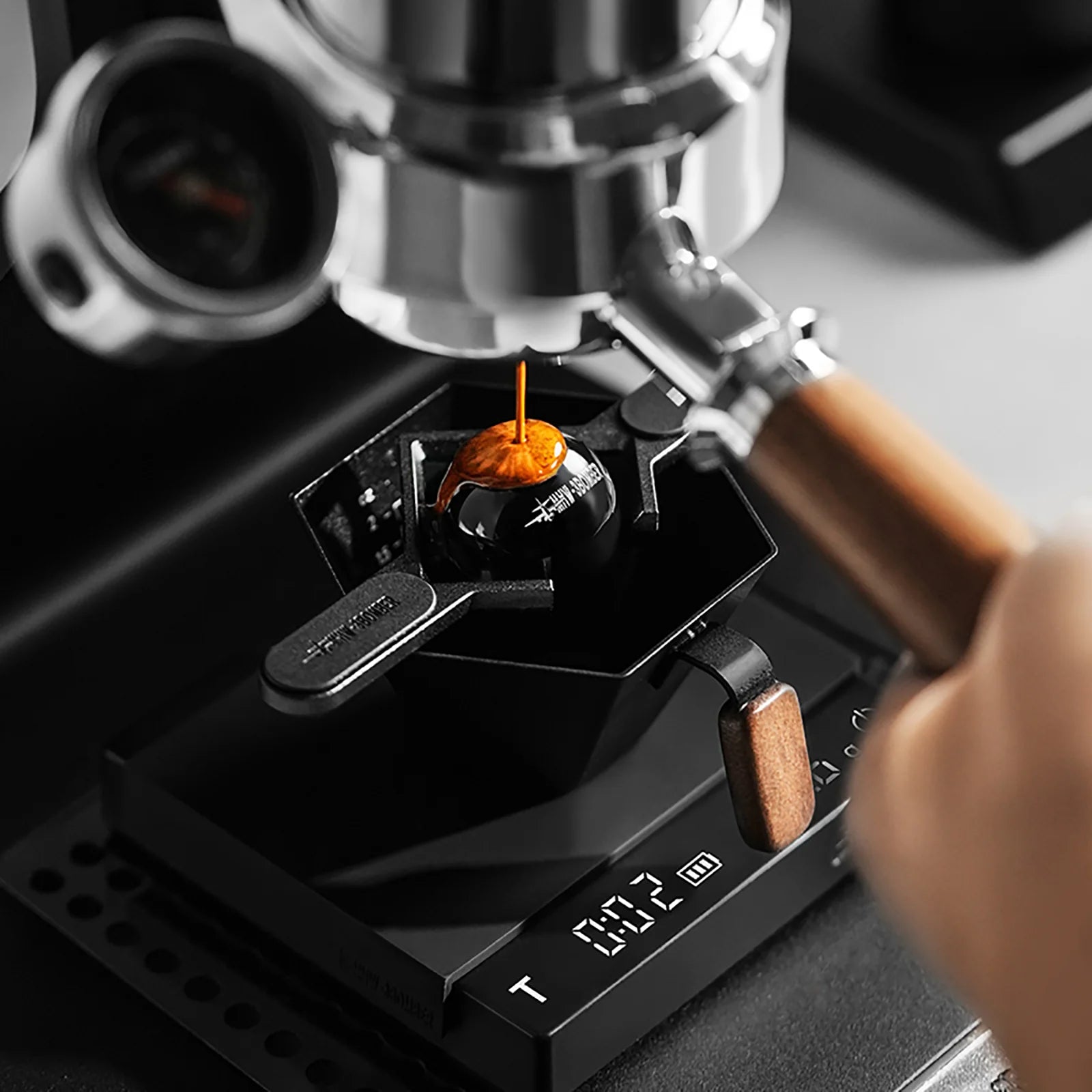MHW-3BOMBER KÜHLKUGELSTÄNDER FÜR GLATTE ESPRESSOSCHALEN