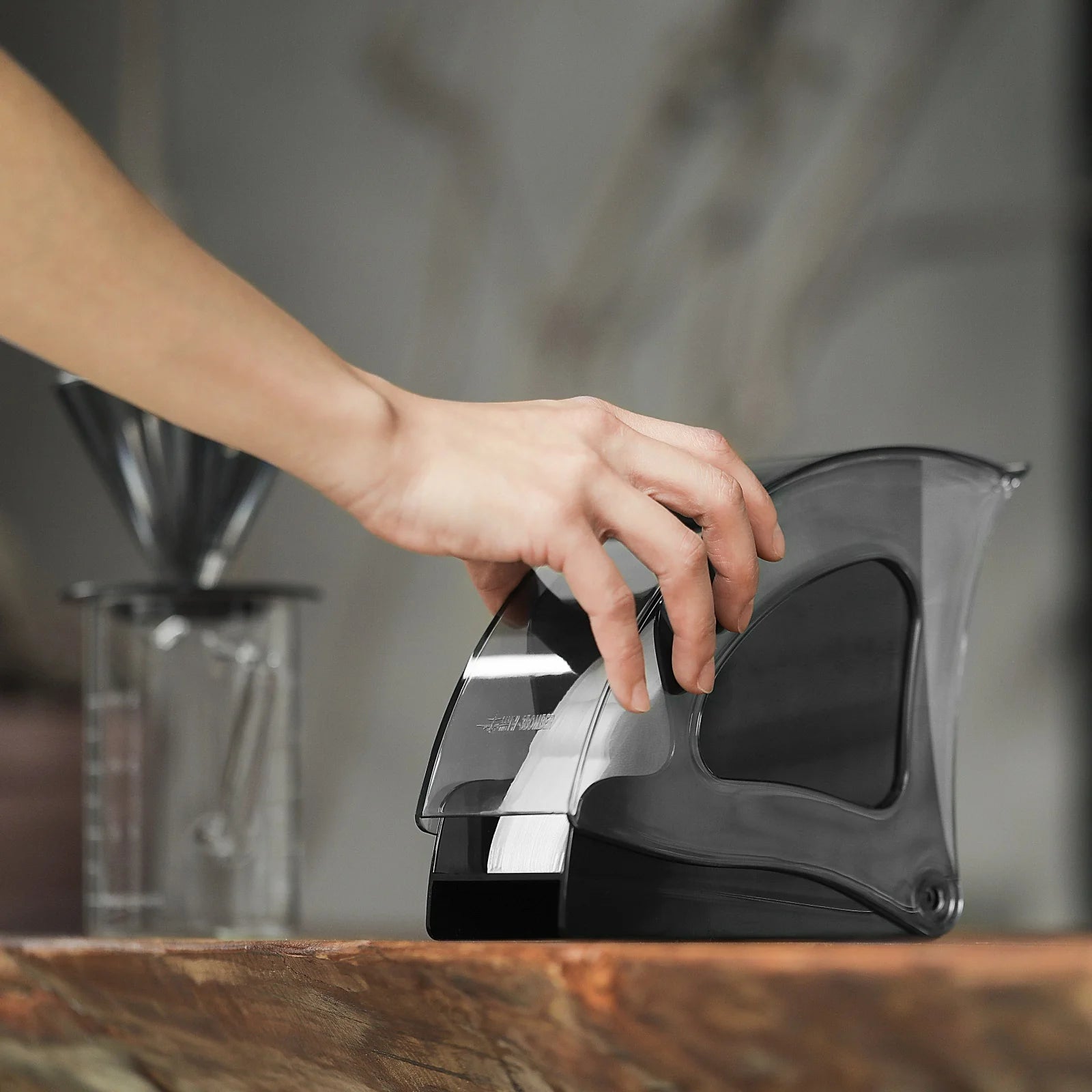 MHW-3BOMBER SCHNECKEN-KAFFEEFILTERHALTER