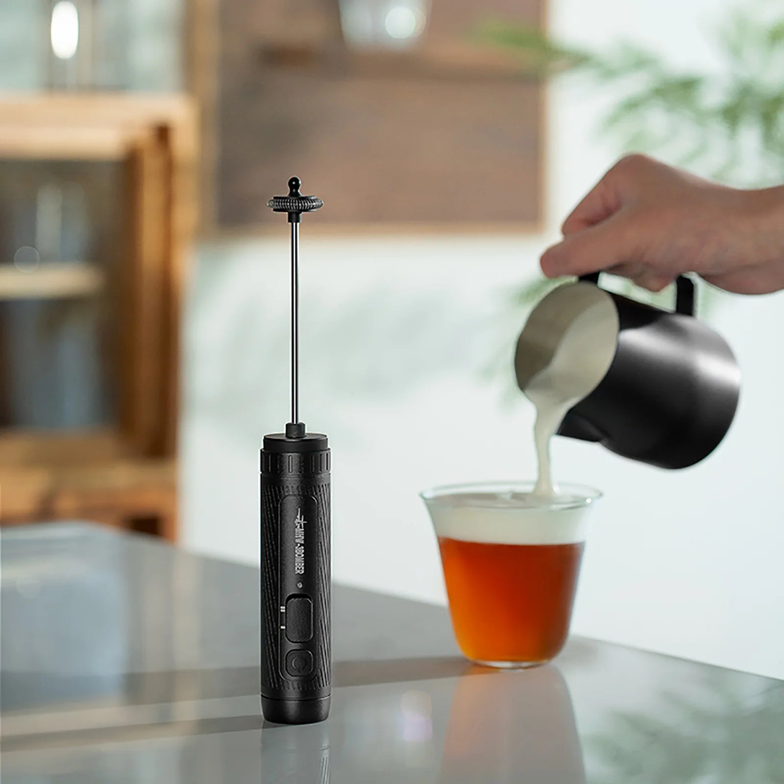 MHW-3BOMBER MAGICIAN HANDHELD MILK FROTHER