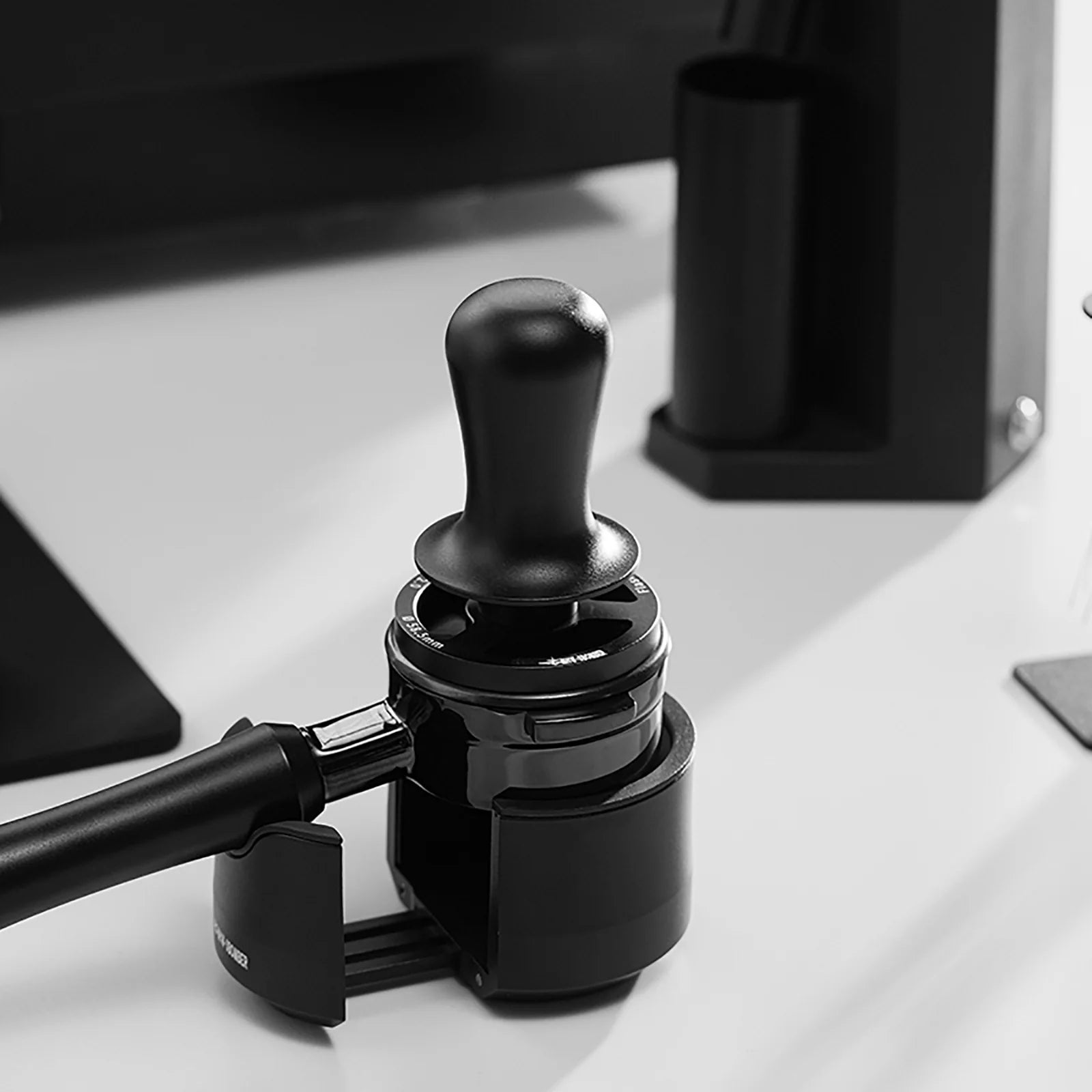 MHW-3BOMBER ASTRA COLLECTION CONSTANT PRESSURE TAMPER 51/53.35/58.5 MM