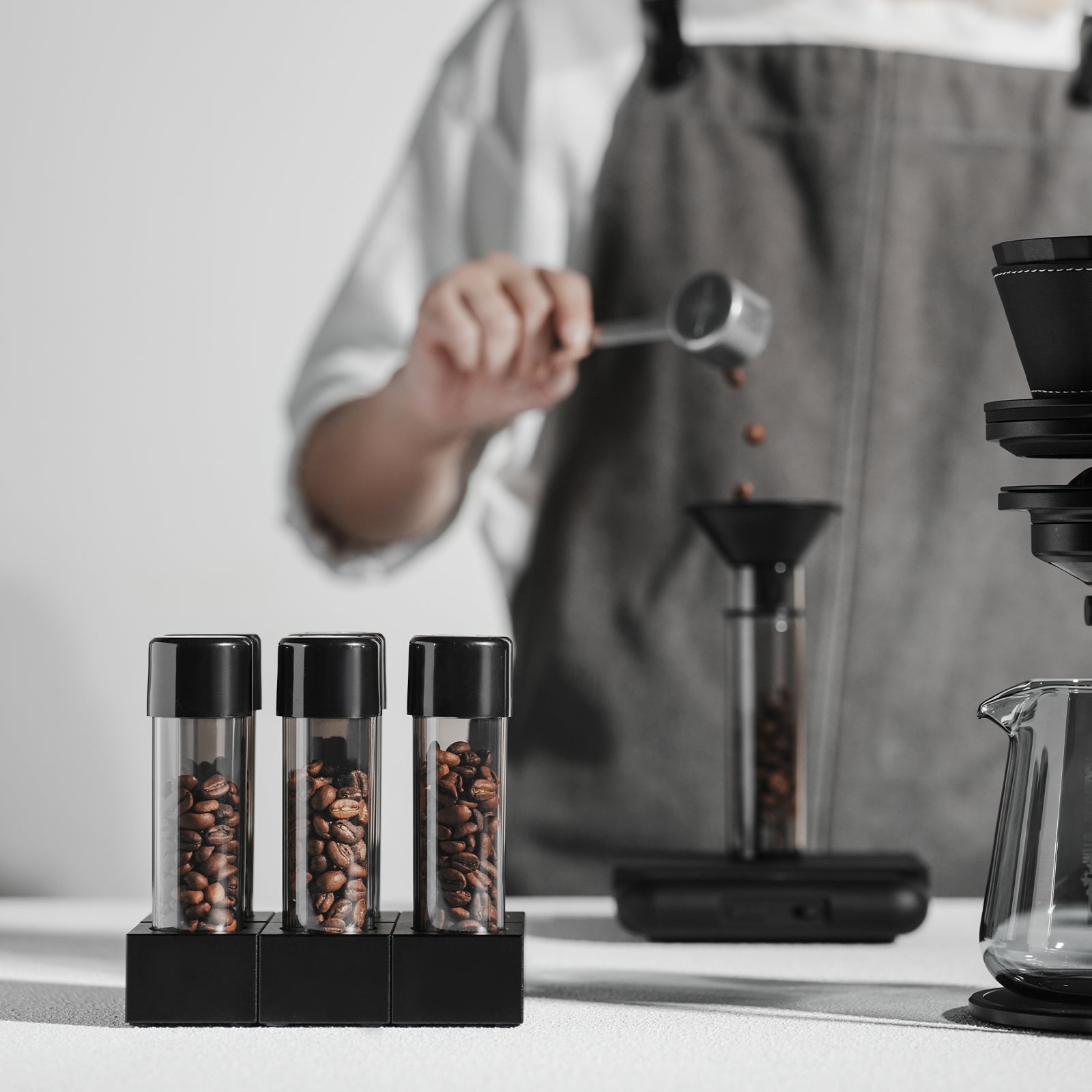 MHW-3BOMBER ENERGIEFLASCHE & MAGNETISCHER GETRÄNKEHALTER