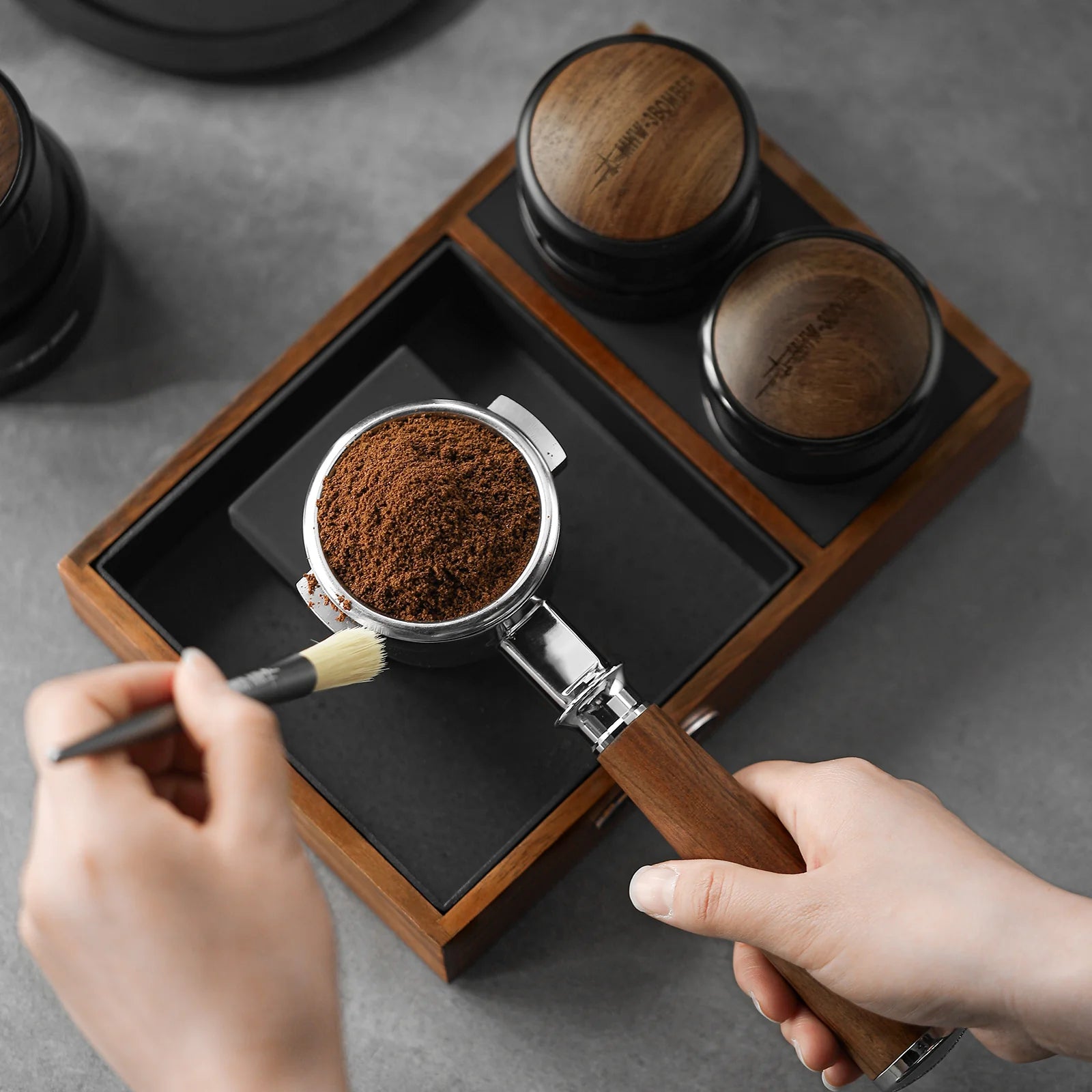 MHW-3BOMBER ESPRESSO TAMPING STATION KAFFEE SIEBTRÄGER HALTER