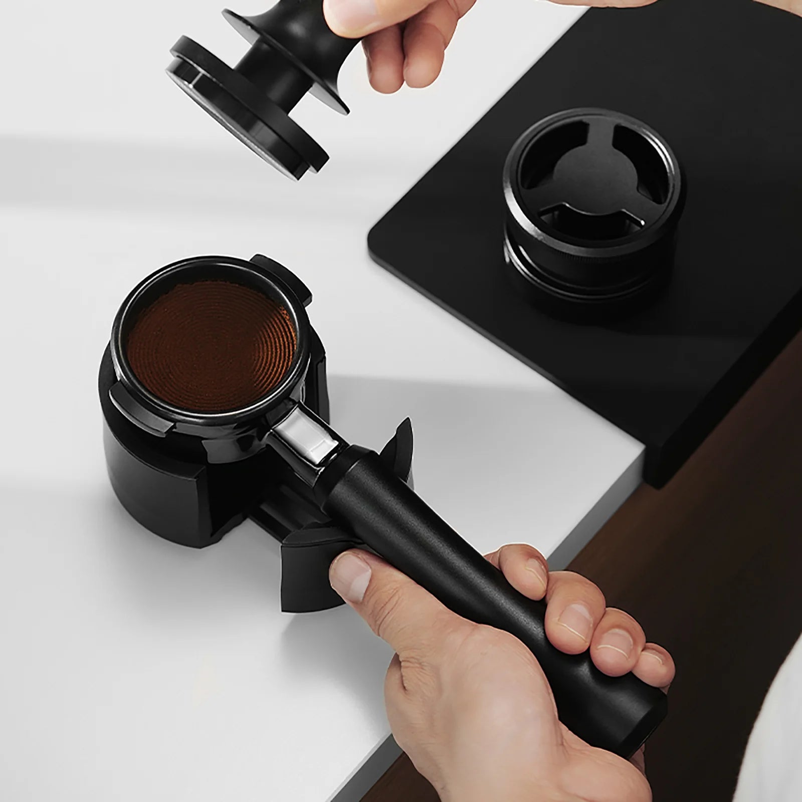 MHW-3BOMBER ASTRA COLLECTION BOTTOMLESS SCREEN CARRIER 