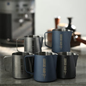MHW-3BOMBER LATTE ART PITCHER 5.0 MATTBLAU