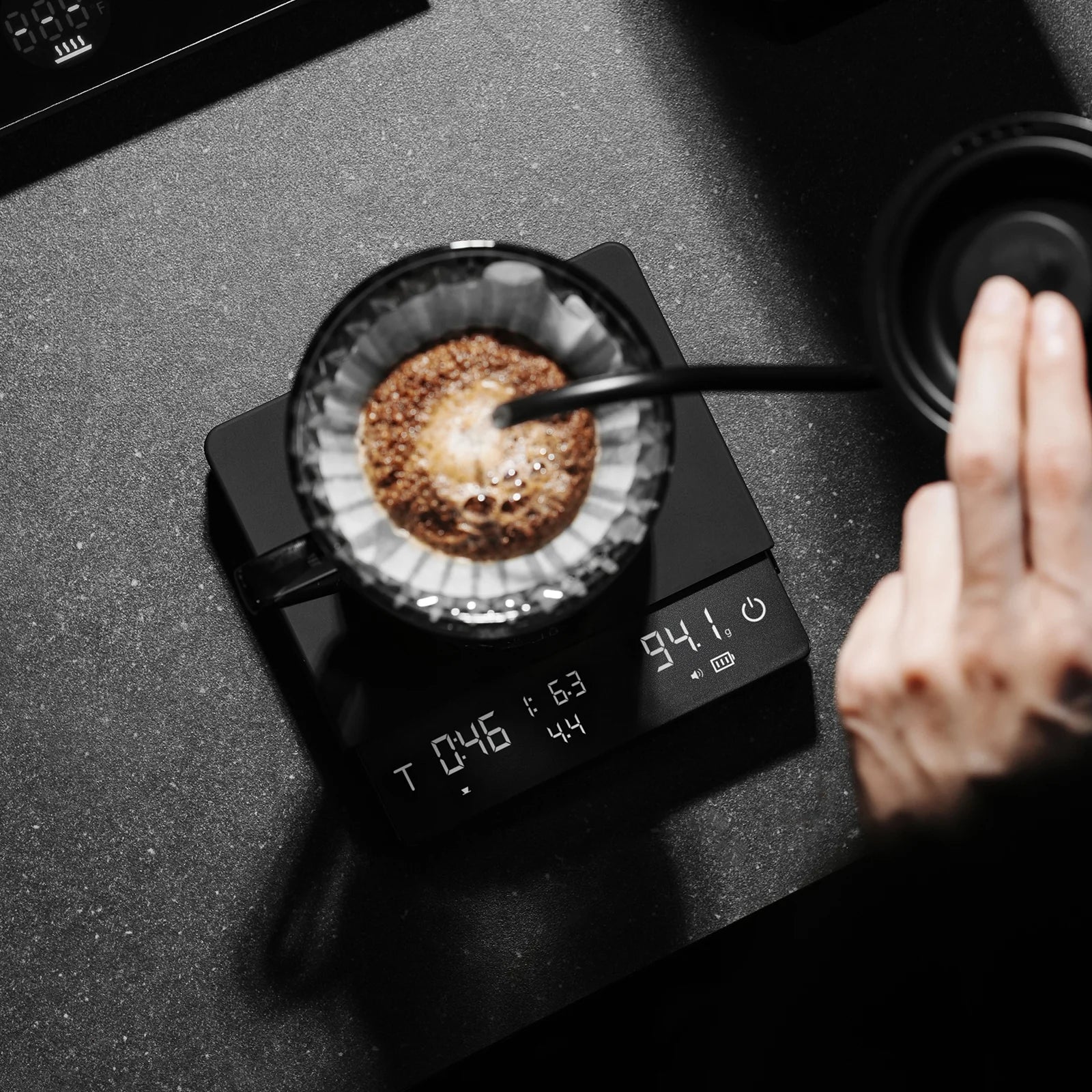 MHW-3BOMBER CUBE KAFFEEWAAGE 3.0 PRO MAX