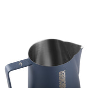 MHW-3BOMBER LATTE ART PITCHER 5.0 MATTBLAU