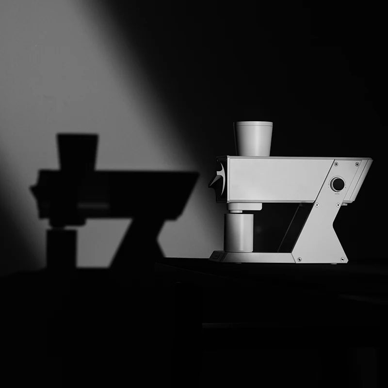 MHW-3BOMBER F74 NAVIGATOR ELEKTRISCHE KAFFEEMÜHLE