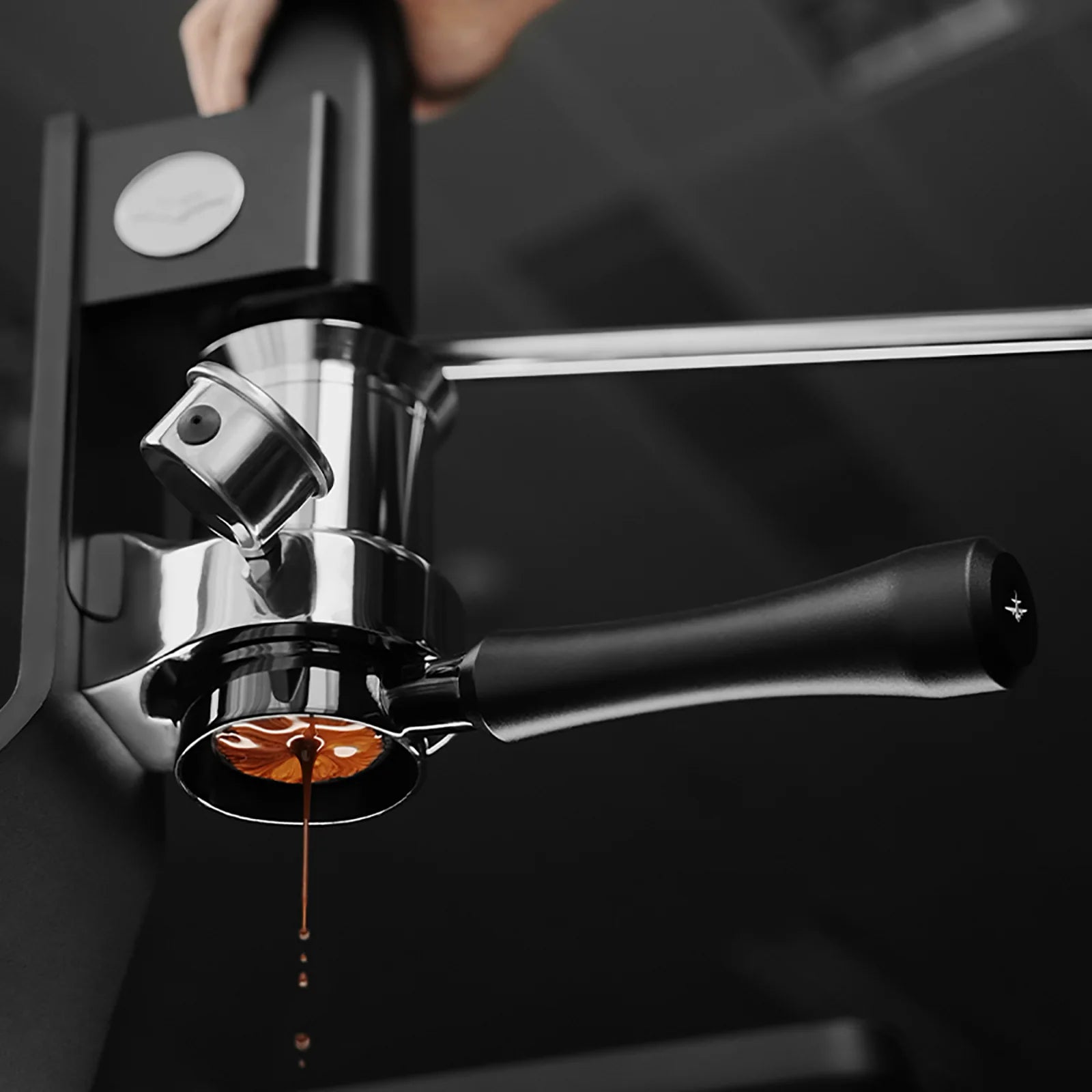 MHW-3BOMBER ASTRA COLLECTION BOTTOMLESS SCREEN CARRIER 