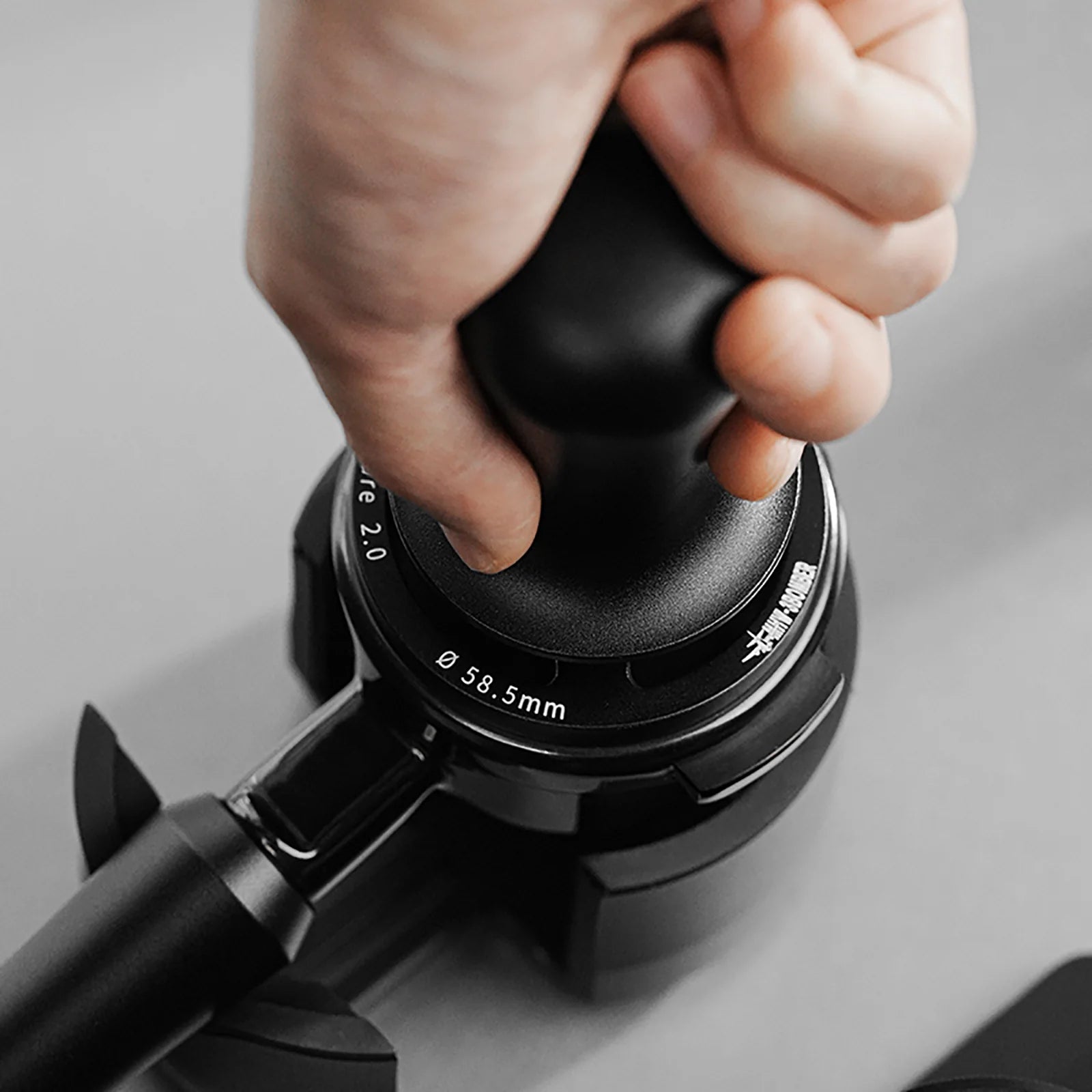 MHW-3BOMBER ASTRA COLLECTION CONSTANT PRESSURE TAMPER 51/53.35/58.5 MM