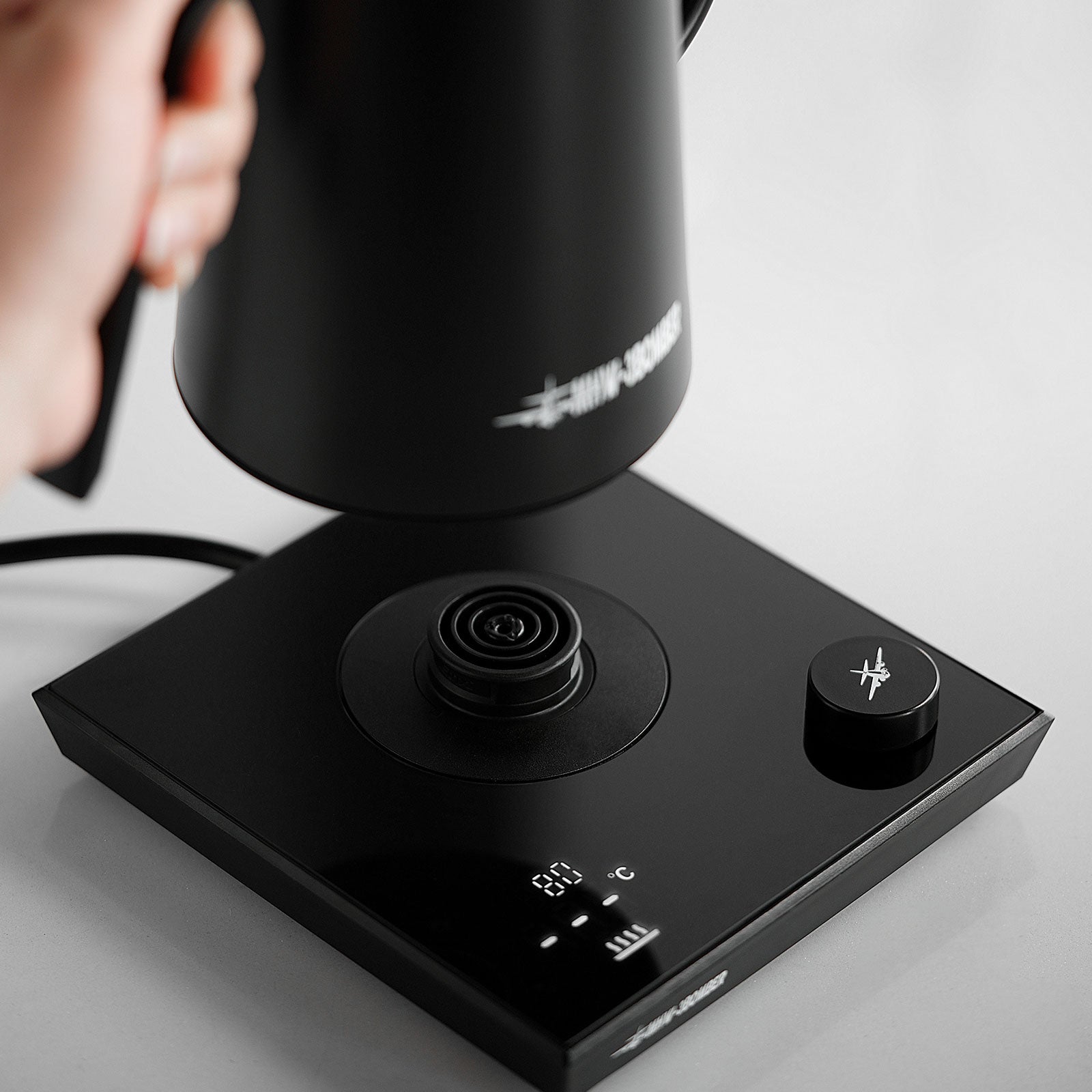 MHW-3BOMBER ASSASSIN SWAN NECK KETTLE