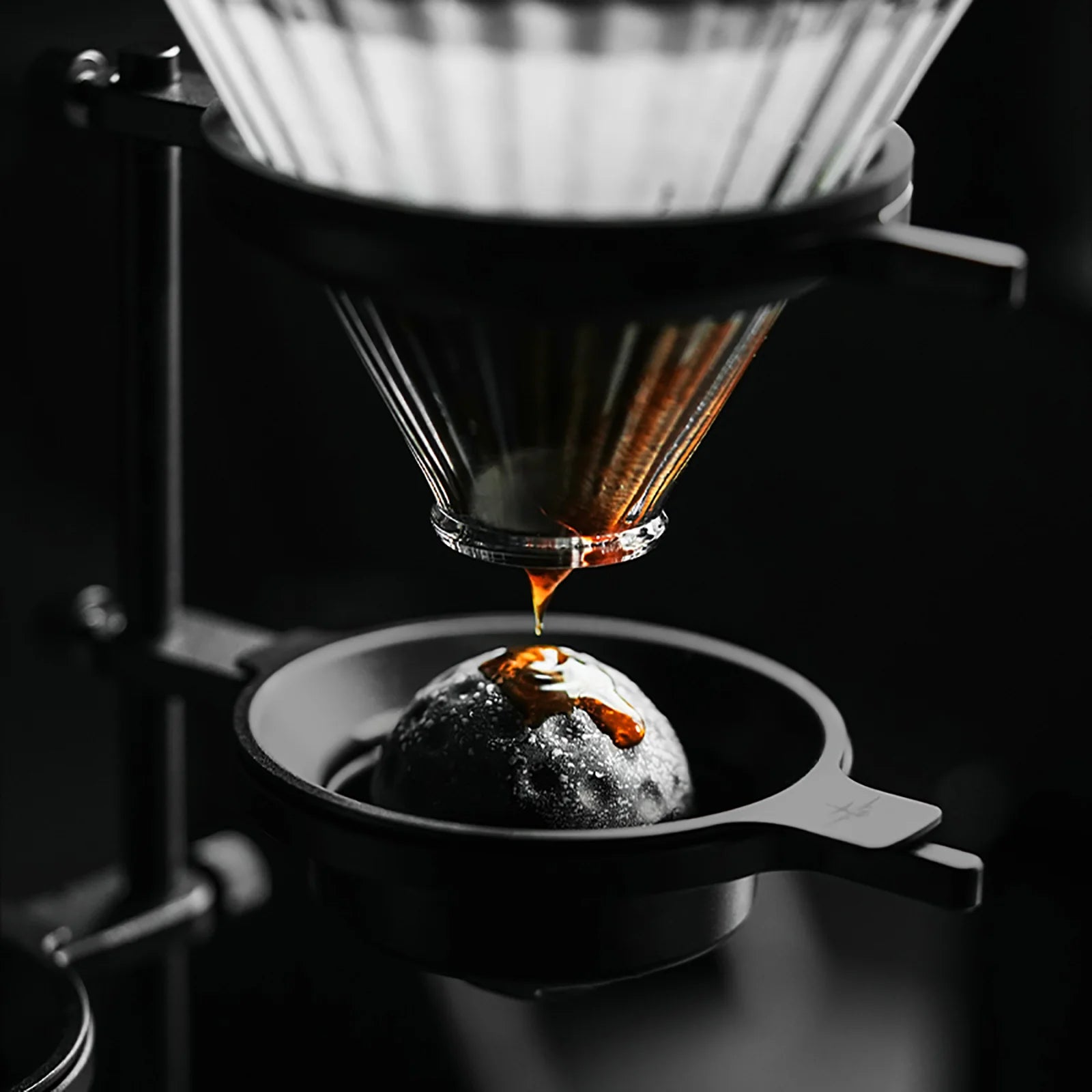MHW-3BOMBER SMOOTH POUR OVER KÜHLKUGELSTÄNDER