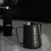 MHW-3BOMBER MILK FROTHING PITCHER 3.0 MATTSCHWARZ